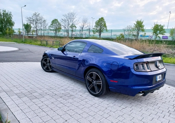 Ford Mustang cena 98500 przebieg: 185000, rok produkcji 2013 z Ryn małe 301